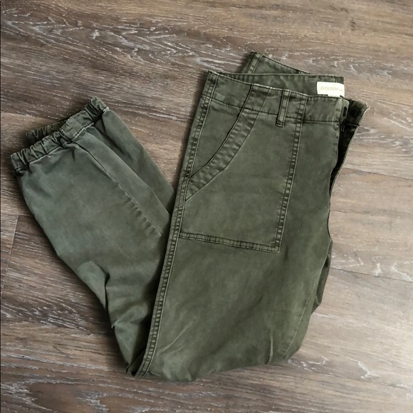 Aritzia Cargo Pants - Picture 2 of 7